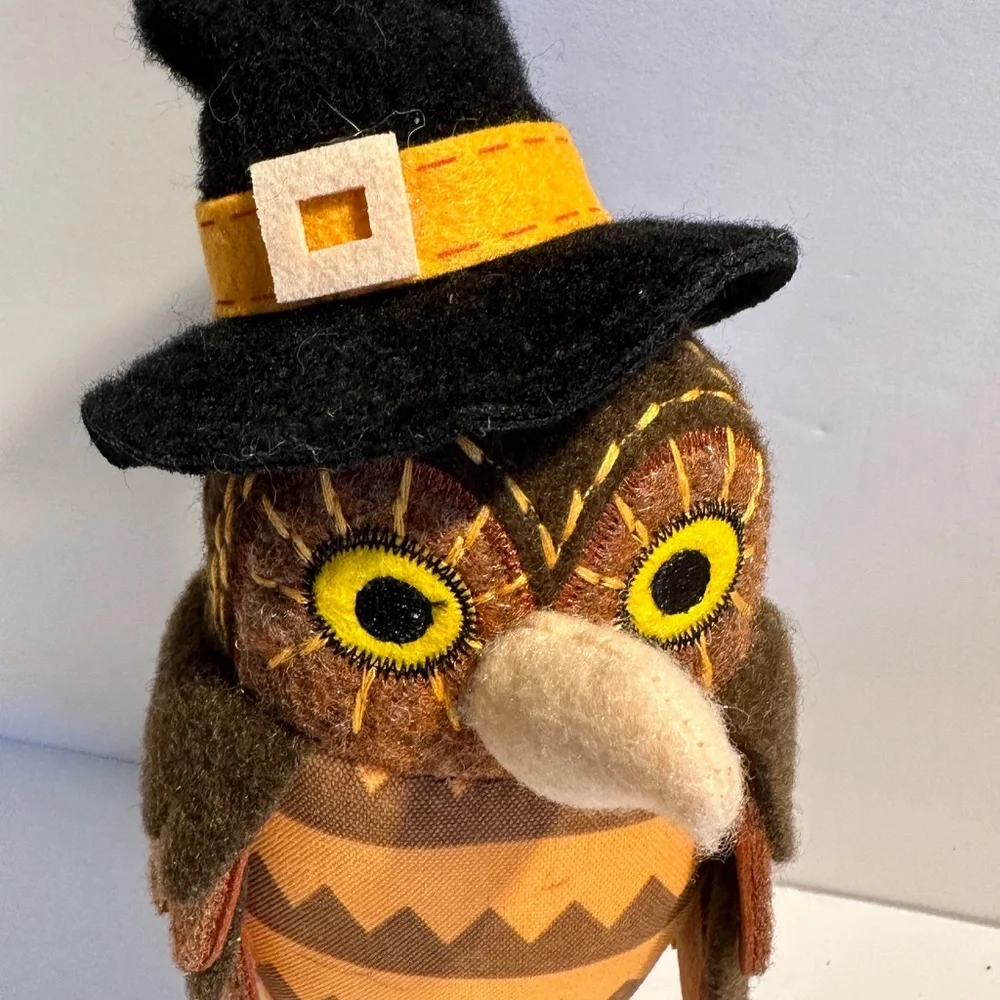 Target Hyde and EEK Collectable Barney the Owl In Witch Hat